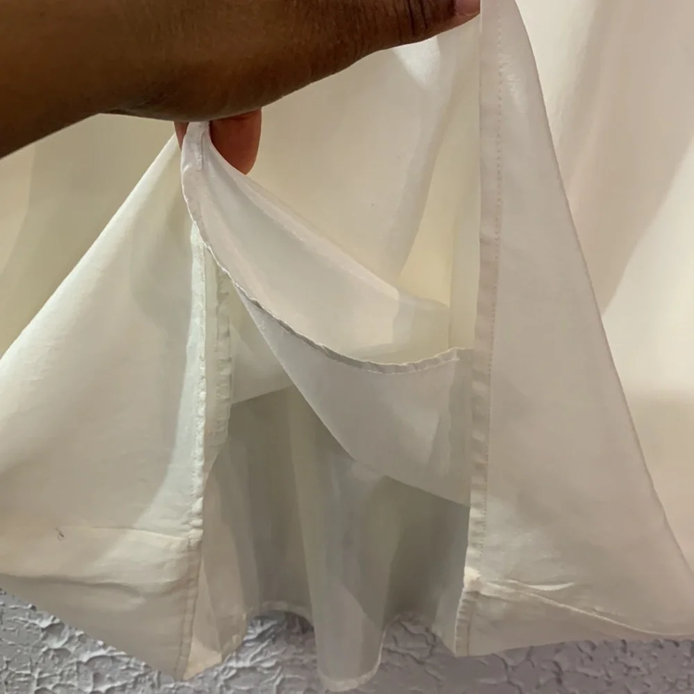 Gryphon NEW 100% Silk Cocktail Dress White Medium Beaded Neckline Flirty Party - Picture 5 of 12